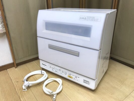 Máy rửa bát Panasonic NP-TR9 sản xuất 2017 rửa nước nóng và khử mùi diệt khuẩn 5 Panasonic NP-TR9