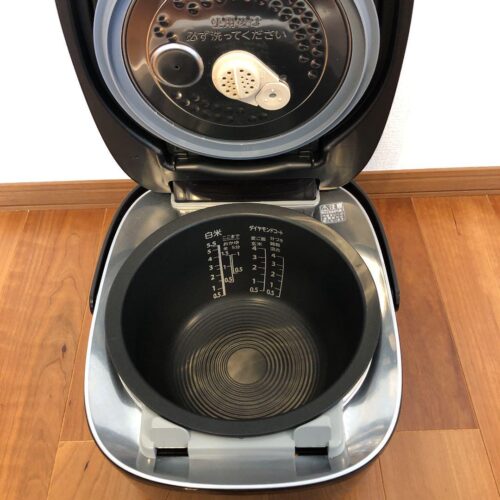 Nồi cơm Toshiba RC-18E7VX lõi dày 7mm có áp suất và hút chân không 13 RC-18E7VX-2