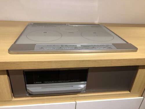 Bếp từ Hitachi HT-M60S (màu bạc) size 60cm sản xuất 2025 12 Hitachi HT-M60S-1