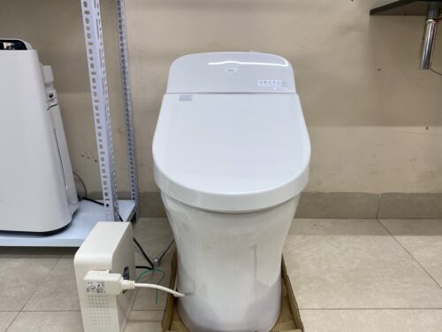 Bồn cầu nguyên khối Toto TCF9434/CS871BM đóng mở tự động, sưởi ấm 14 Bồn cầu nguyên khối Toto TCF9434/CS871BM đóng mở tự động, sưởi ấm - Ảnh 5