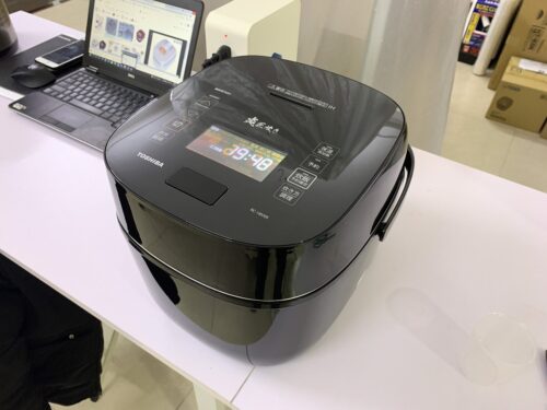 Nồi cơm Toshiba RC-18VXR/RC-10VXR 1,8 lít màn hình có đèn led 13 Nồi cơm Toshiba RC-18VXR/RC-10VXR 1,8 lít màn hình có đèn led - Ảnh 4