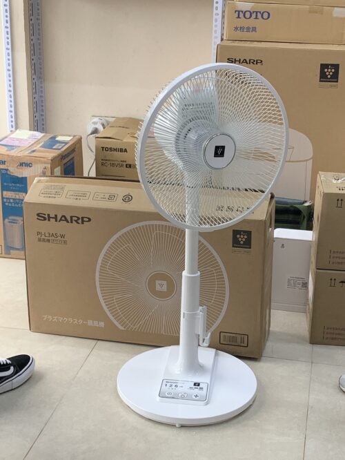 Quạt Sharp PJ-L3AS cao 84cm có phát ion Plasma khi hoạt động 12 Quạt Sharp PJ-L3AS cao 84cm có phát ion Plasma khi hoạt động - Ảnh 3