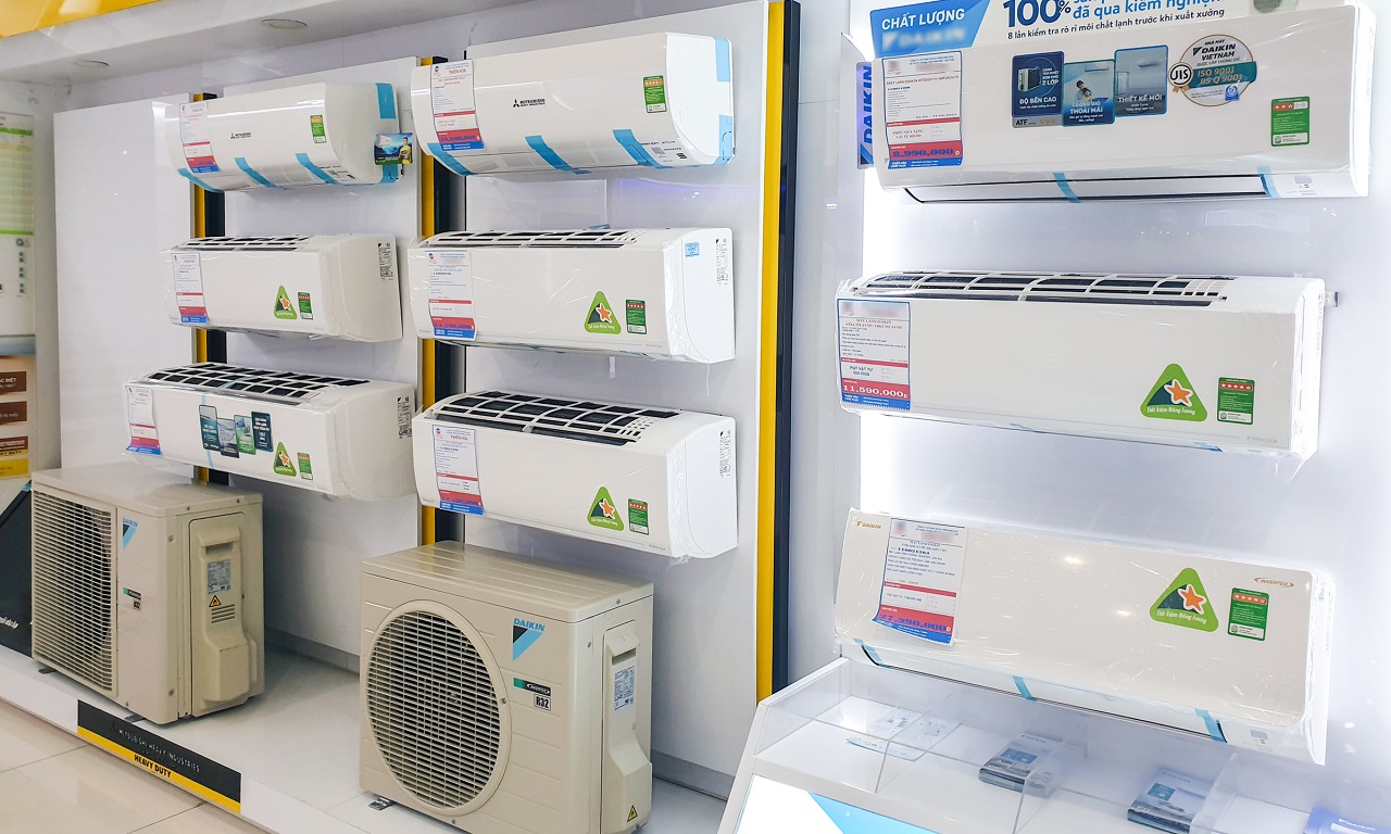 Quạt Hitachi HEF-DL300D cao 95cm, 8 cánh, động cơ DC 34 Quạt Hitachi HEF-DL300D cao 95cm, 8 cánh, động cơ DC | hangnhattoday.com