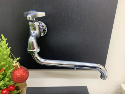 Vòi nước lạnh KAKUDAI 7060-13*170 đầu vòi dài và có xoay 12 Vòi nước lạnh KAKUDAI 7060-13*170 đầu vòi dài và có xoay - Ảnh 3